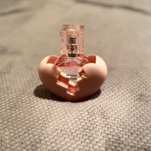 ariana grande thank u next perfume